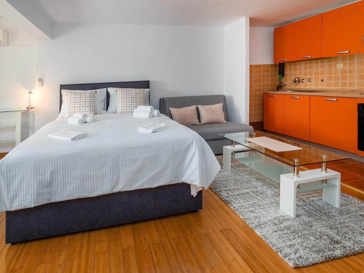Studio Apartment "Kalina" 550 M From Sea Fiume Esterno foto