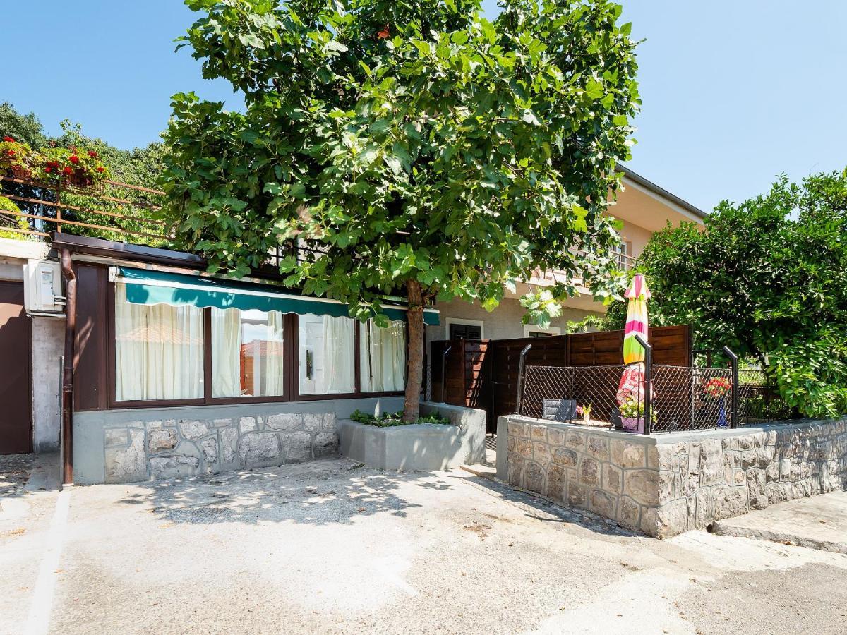 Studio Apartment "Kalina" 550 M From Sea Fiume Esterno foto